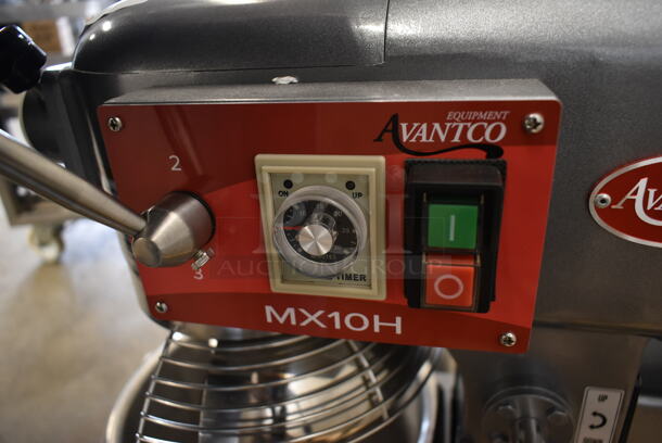 BRAND NEW SCRATCH AND DENT! Avantco MX10H Metal Commercial Countertop 10 Quart Planetary Dough Mixer w/ Stainless Steel Mixing Bowl, Bowl Guard, Dough Hook, Paddle and Whisk Attachments. 120 Volts, 1 Phase. Tested and Working! - Image 9 of 10
