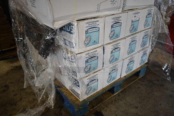 24 BRAND NEW Boxes of Members Mark L32S Straw Slotted Lids. 24 Times Your Bid! - Image 2 of 4
