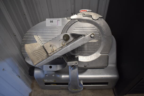 Berkel 919/1 Stainless Steel Commercial Countertop Automatic Meat Slicer w/ Blade Sharpener. 115 Volts, 1 Phase. 27x22x24. Tested and Working!