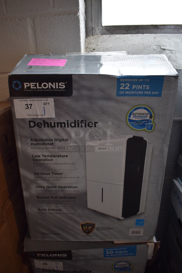 IN ORIGINAL BOX! Pelonis PAD20C1AWT ENERGY STAR 22 Pint Dehumidifier. 120 Volts, 1 Phase. 15x10.5x19 - Image 4 of 5