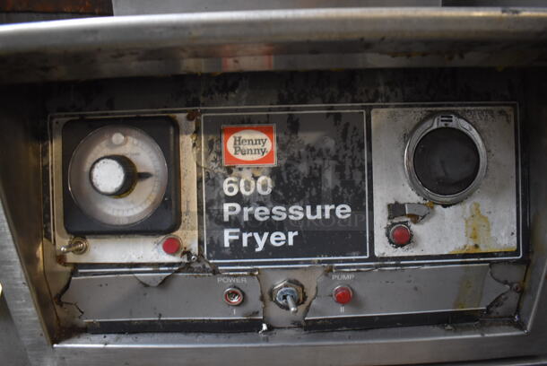 Henny Penny 600RB Stainless Steel Commercial Floor Style Natural Gas Powered Pressure Fryer on Commercial Casters. 18x40x48 - Image 4 of 7