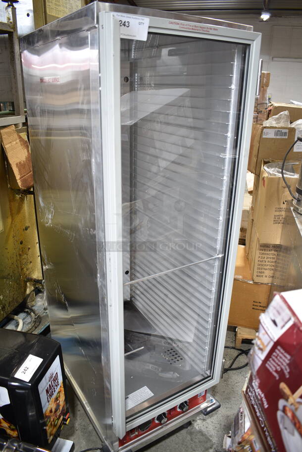 BRAND NEW SCRATCH AND DENT! Avantco 177HPI1836 Metal Commercial Heated Holding Cabinet on Commercial Casters. 120 Volts, 1 Phase. Tested and Working! - Image 2 of 5