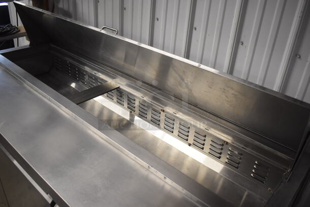 Avantco 178SCL3 Stainless Steel Commercial Sandwich Salad Prep Table Bain Marie Mega Top on Commercial Casters. 115 Volts, 1 Phase. 70.5x30x42. Tested and Working! - Image 3 of 7