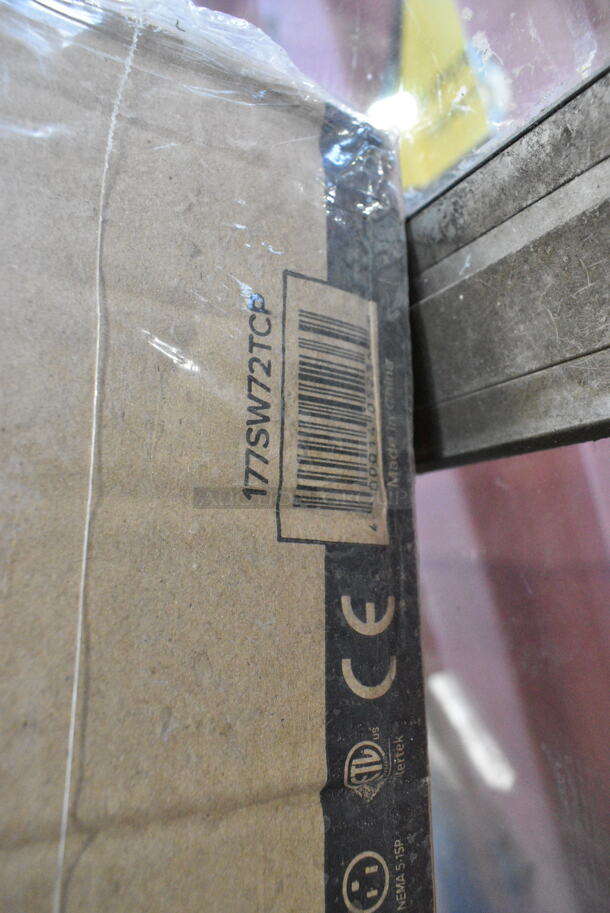 BRAND NEW IN BOX! Avantco 177SW72TCP Stainless Steel Commercial 72" High Wattage Strip Warmer. 120 Volts, 1 Phase. - Image 3 of 3