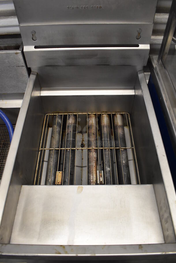 Pitco Frialator 18SS Stainless Steel Commercial Floor Style Natural Gas Powered 65 Pound Capacity Deep Fat Fryer. 150,000 BTU. 20x36x49 - Image 4 of 7