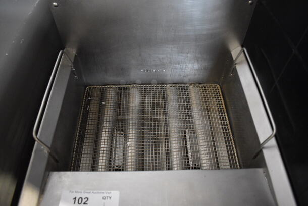 Cecilware Model GF-20 Stainless Steel Commercial Countertop Natural Gas Powered Deep Fat Fryer. 45,000 BTU. 18x22x26 - Image 3 of 7