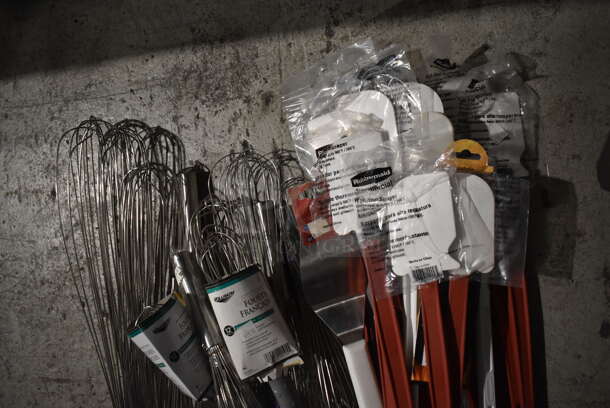 ALL ONE MONEY! Crate of Various BRAND NEW Items Including Whisks and Poly Spatulas - Image 2 of 7