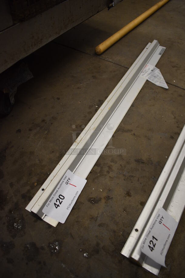 Metal Check Order Holding Rod. 30x1x3.5 - Image 1 of 2
