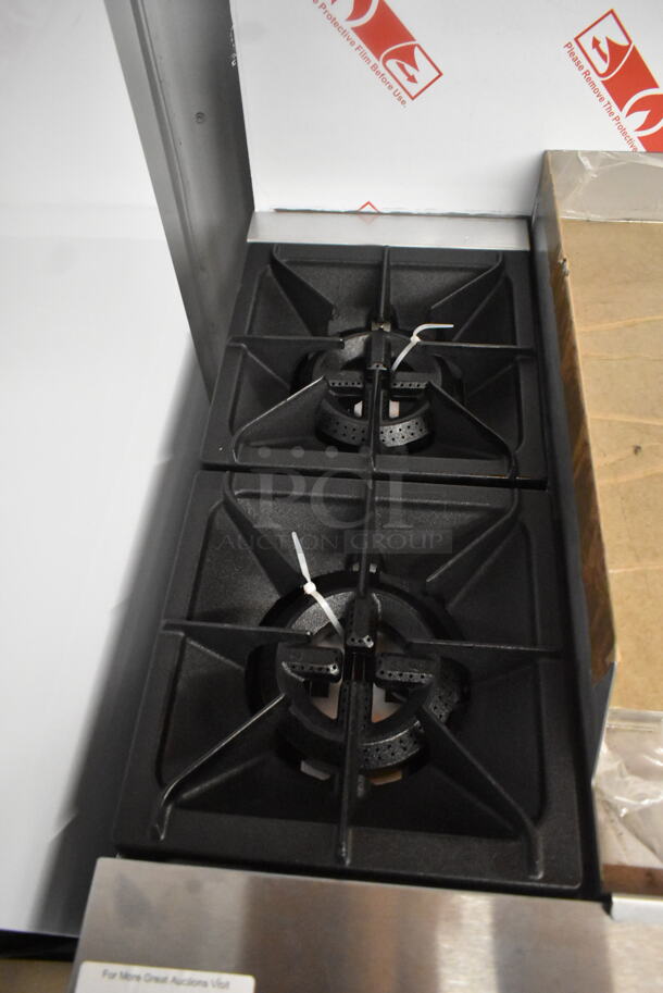 BRAND NEW SCRATCH AND DENT! KoolMore Stainless Steel Commercial Natural Gas Powered 2 Burner Range w/ Flat Top Griddle, Oven, Over Shelf and Back Splash.  - Image 6 of 11