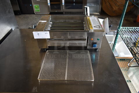 BRAND NEW SCRATCH AND DENT! 2022 Hoocoo IBG-18 Stainless Steel Commercial Countertop Electric Powered Barbecue BBQ Grill. 110 Volts, 1 Phase. Tested and Working!