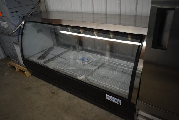 BRAND NEW SCRATCH AND DENT! Avantco 178DLC82HCB Black Metal Floor Style Curved Glass Refrigerated Deli Case. Missing 1 Door, 1 Door Has Glass Damage. 115 Volts, 1 Phase. Tested and Working! - Image 3 of 7