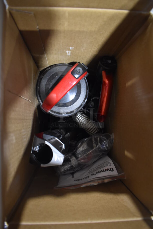 IN ORIGINAL BOX! Eureka Dash Sprint Vacuum Cleaner - Image 4 of 5
