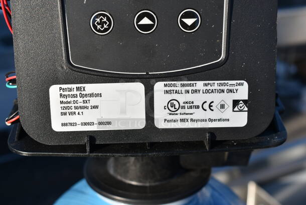 BRAND NEW SCRATCH AND DENT! Corrigan 5800SXT Water Softener System - 21 GPM, 32,000 Grain Capacity - Image 6 of 7