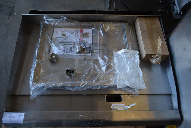 BRAND NEW SCRATCH AND DENT! Cooking Performance Group CPG 351GTCPG36NL Stainless Steel Commercial 36" Gas Countertop Griddle with Flame Failure Protection and Thermostatic Controls. 90,000 BTU - Image 3 of 6