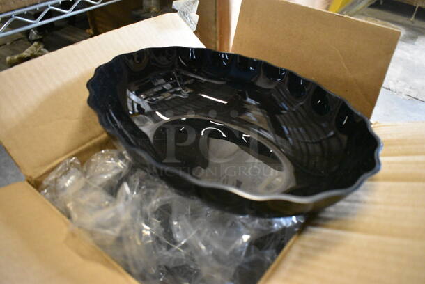 ALL ONE MONEY! Lot of Cambro Black Poly Oval Bowls! 11x8x2 - Image 2 of 4
