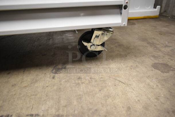 LIKE NEW! Avantco 178GDC40 Metal Commercial 2 Door Reach In Cooler Merchandiser w/ Poly Coated Racks on Commercial Casters. 115 Volts, 1 Phase. Tested and Working! - Image 5 of 10