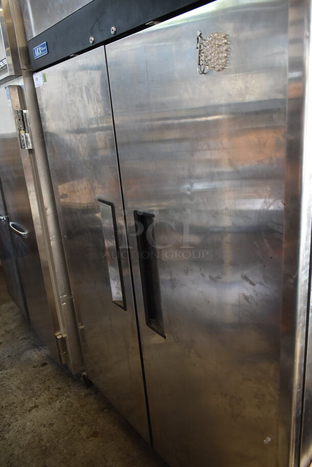 Turbo Air M3R47-2 Stainless Steel Commercial 2 Door Reach In Cooler w/ Poly Coated Racks. 115 Volts, 1 Phase. Tested and Working! - Image 3 of 7