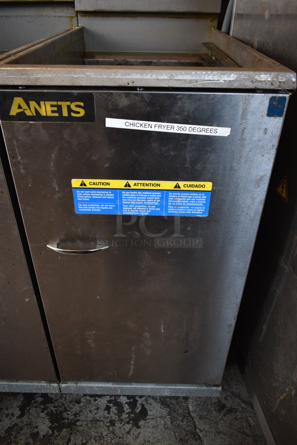 2020 Anets 45AS Stainless Steel Commercial Floor Style Natural Gas Powered Deep Fat Fryer. 122,000 BTU. - Image 4 of 6