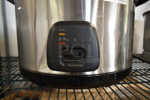 Avantco 177RC60 Stainless Steel Commercial Countertop Rice Cooker. 120 Volts, 1 Phase. Tested and Working! - Image 4 of 6