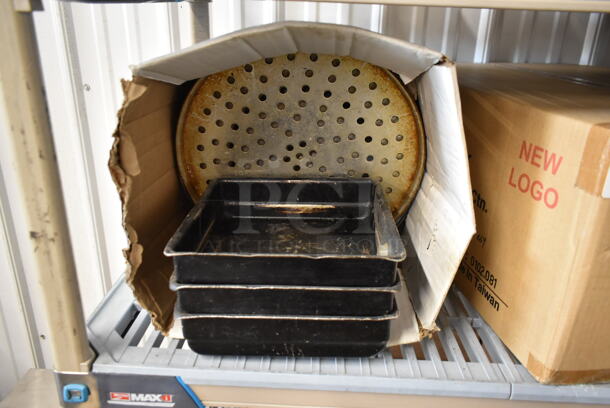 ALL ONE MONEY! Lot of Various Metal Baking Pans - Image 1 of 4