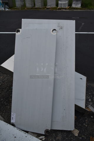 BRAND NEW SCRATCH AND DENT! Stainless Steel Tabletop and Under Shelf.