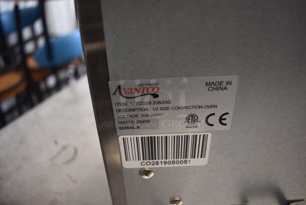 Avantco 177CO28 Commercial Stainless Steel Half Size Countertop Convection Oven With Steel Racks. 208/240V.  - Image 5 of 5