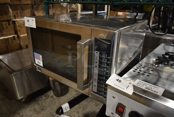 BRAND NEW SCRATCH AND DENT! 2023 Amana RCS10TS Stainless Steel Commercial Countertop Microwave Oven. 120 Volts, 1 Phase. - Image 2 of 5