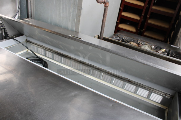 Beverage Air Model SPED60-16C-4 Stainless Steel Commercial Sandwich Salad Prep Table Bain Marie Mega Top w/ 4 Drawers on Commercial Casters. 115 Volts, 1 Phase. 60x34x42. Tested and Working! - Image 4 of 8