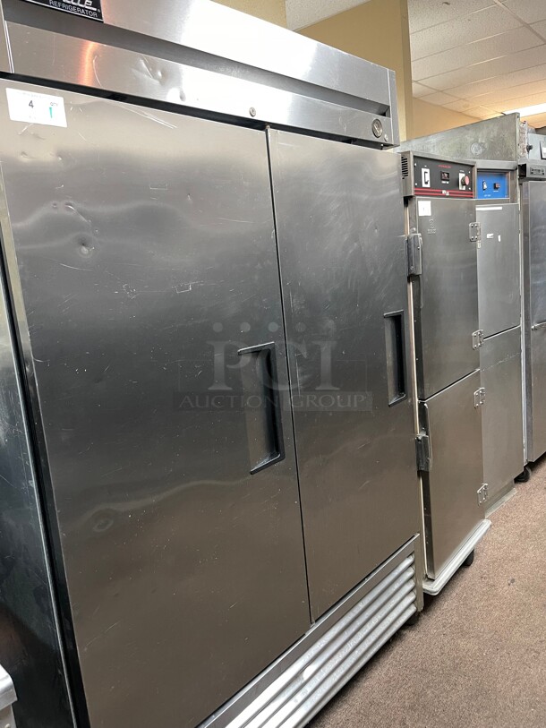 Working! True T-49 54 inch Two Section Commercial Reach In Refrigerator, (2) Left/Left Hinge Solid Doors, 115v NSF Tested and Working! - Image 2 of 7