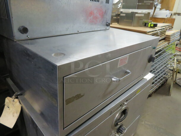 One Gold Medal Mid Diggity Dog Bun Warmer. #8118. 300 Watt. 120 Volt. 26X17X10 - Image 3 of 3