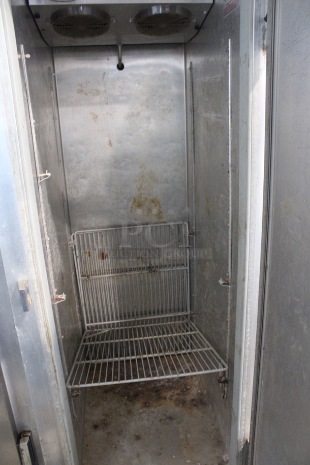 Continental Model 1F Stainless Steel Commercial Single Door Reach In Freezer w/ Poly Coated Racks. 115 Volts, 1 Phase. 26x35x77. Tested and Working! - Image 4 of 5