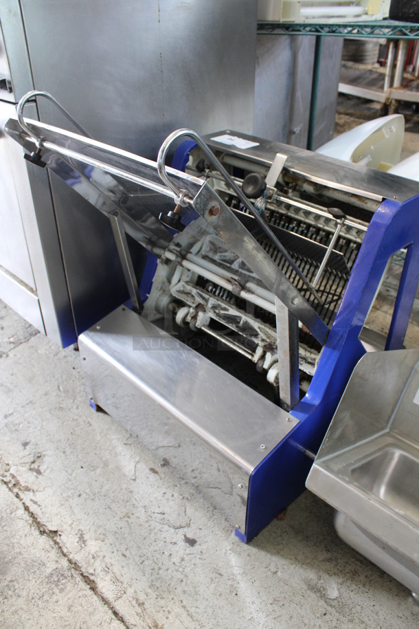 Stainless Steel Commercial Countertop Bread Loaf Slicer. 23x27x30. Tested and Working!