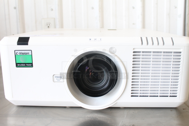 Digital Projection E-Vision 7500 WUXGA DLP Projector. 115 Volts, 1 Phase.  - Image 5 of 6