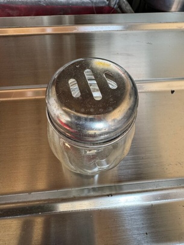 Cheese Shaker w/ 6 oz Capacity & Top, Glass/Stainless BIDX4 - Image 4 of 4