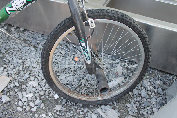 Next T22 Green and Black Bicycle. - Image 5 of 7