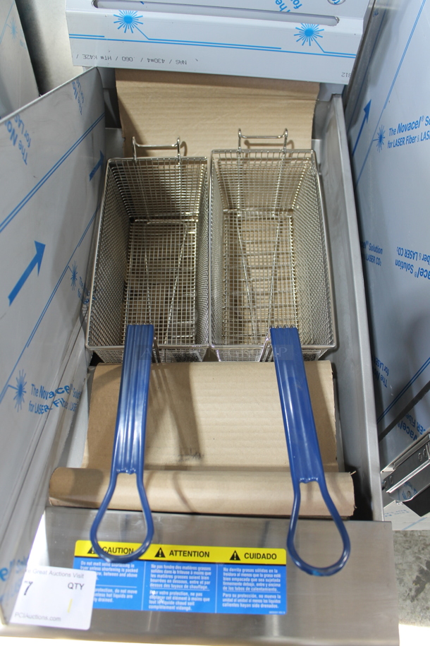 BRAND NEW! 2021 Pitco Frialator SG14-S Stainless Steel Commercial Floor Style Natural Gas Powered Deep Fat Fryer w/ 2 Metal Fry Baskets and Side Splash Guard. 110,000 BTU.  - Image 7 of 9
