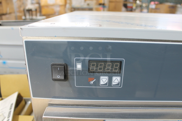 BRAND NEW! 2023 Alto Shaam 1200-S Stainless Steel Commercial Electric Powered Low Temperature Mobile Holding Cabinet / Dough Proofer on Commercial Casters. 208-240 Volts, 1 Phase.  - Image 3 of 6