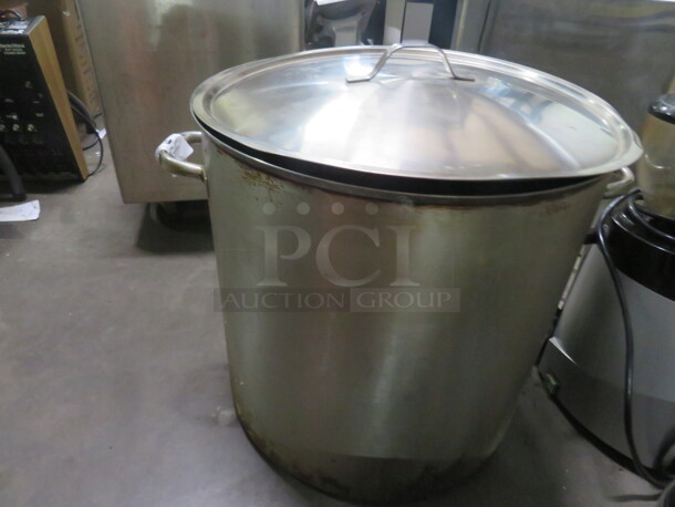 One Stainless Steel Stock Pot With Lid. 20.5X20 - Image 1 of 1