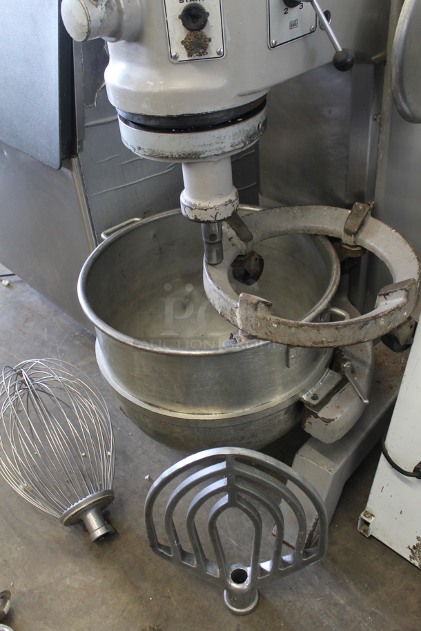 Hobart L 800 Metal Commercial Floor Style 80 Quart Planetary Dough Mixer w/ Stainless Steel Mixing Bowl, Bowl Dolly, Whisk and Paddle Attachment. 200 Volts, 3 Phase. - Image 9 of 11