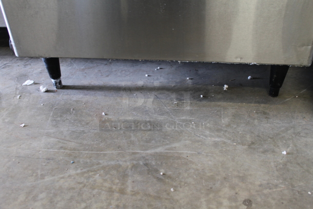 Hoshizaki KML-325MAJ Stainless Steel Commercial Ice Head on Commercial Ice Bin. 115 Volts, 1 Phase. - Image 5 of 6