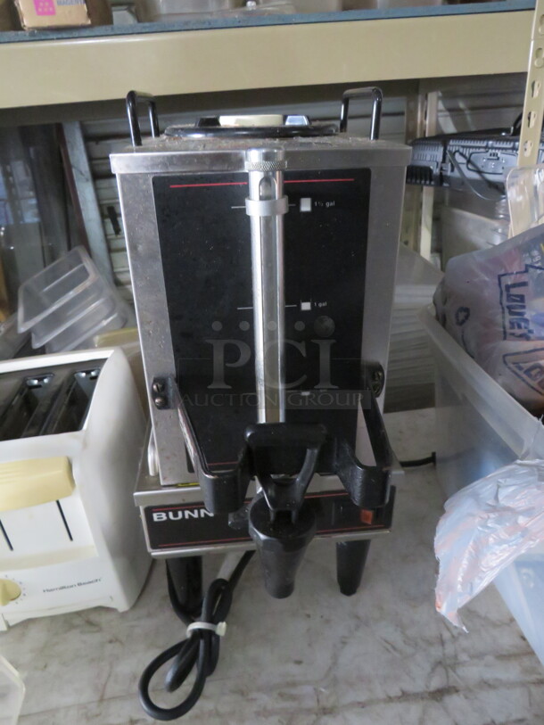 One Bunn Warmer And 1-1.5 GPR-FF. Satellite. Model# RWS1. 120 Volt.  - Image 1 of 2