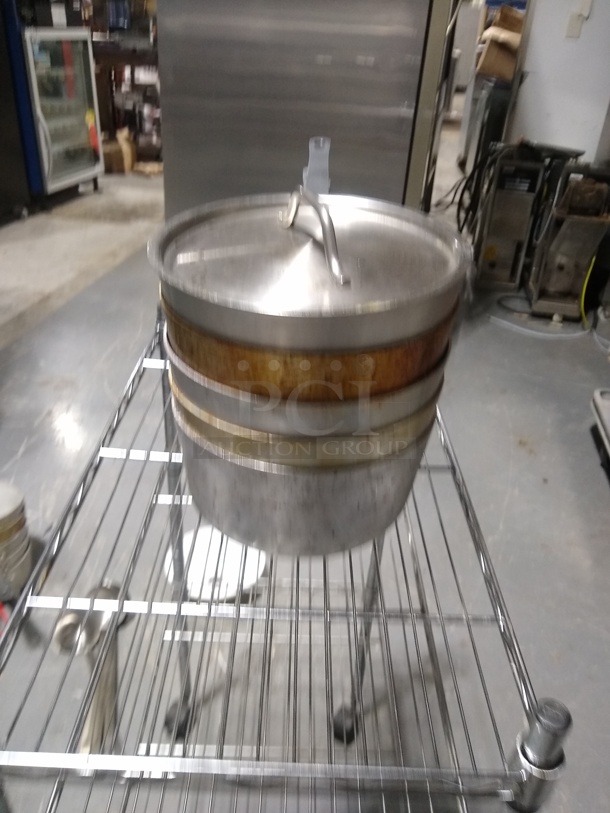 Pans - Image 2 of 4