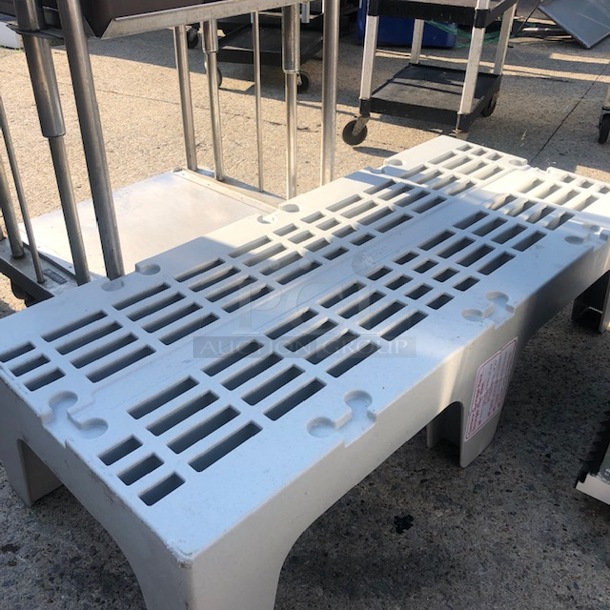 One Cambro Poly Dunnage Rack. 48X21X12