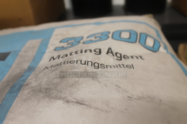 ALL ONE MONEY! PALLET LOT of Various Items Including AceMatt 3300 Bags. BUYER MUST REMOVE. - Image 4 of 5