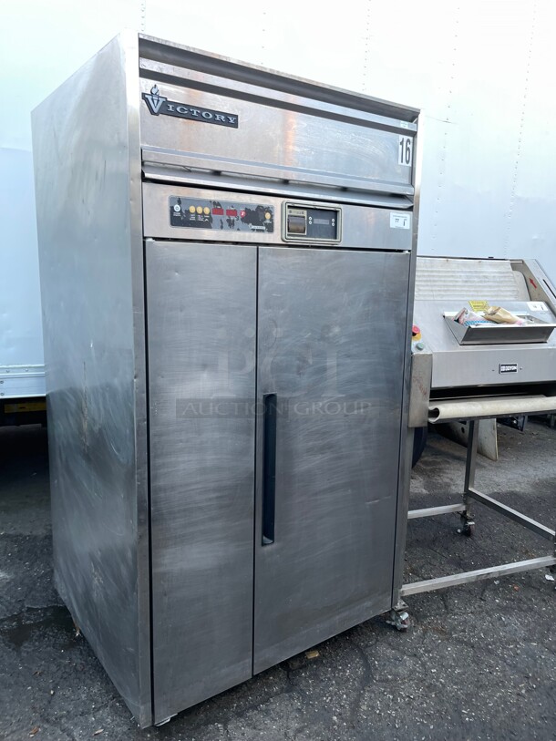 New! Victory VBC-100 Commercial Blast Chiller Hardening Cabinet 220 Volt 3 Phase NSF Tested and Working! - Image 4 of 10