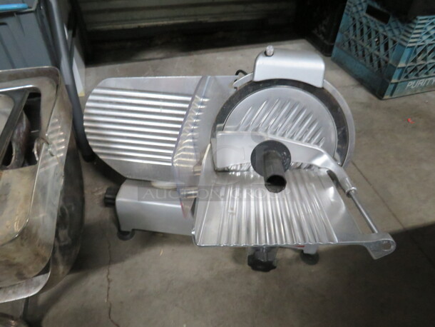 One WORKING Beswood 10 Inch Deli Slicer. Model# Beswood-250. 120 Volt. 