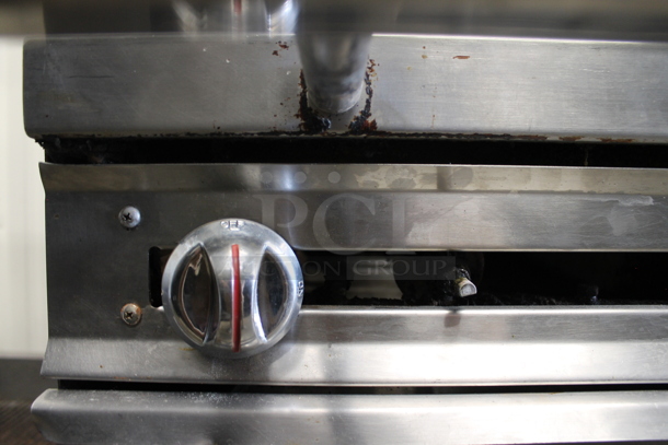 Stainless Steel Commercial Countertop Natural Gas Powered 2 Burner Charbroiler Grill and Flat Top Griddle Station w/ 2 Tier Over Shelf on Commercial Casters. - Image 9 of 11