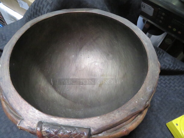 One 10X7 Decorative Bowl. - Image 2 of 3