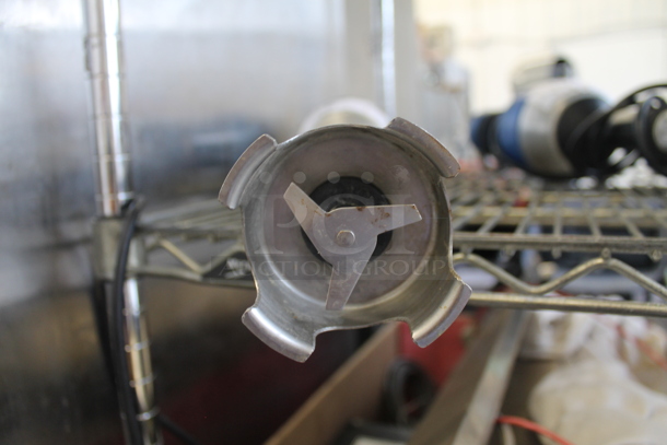 Waring Metal Immersion Blender. 120 Volts, 1 Phase. Cannot Test - Unit Is Missing Power Cord - Image 4 of 6