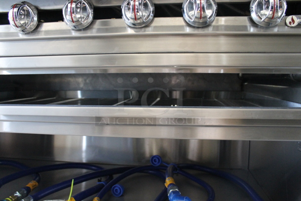 BRAND NEW! Jade Range JTRH-60B Stainless Steel Commercial Natural Gas Powered Charbroiler Grill w/ Under Shelf and 5 Gas Hoses on Commercial Casters.  - Image 6 of 8